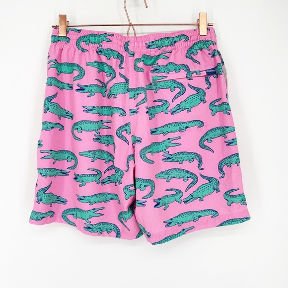 Chubbies The Glades Pink Alligator Classic Swim Trunks 7” Shorts - Picture 2 of 3